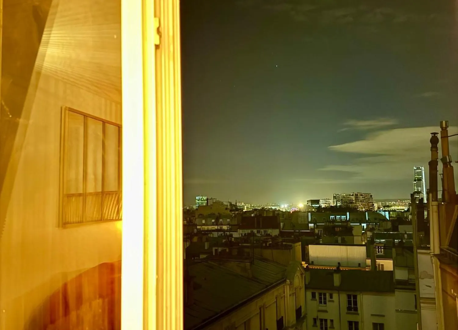 Les Toits De Paris Apartment France